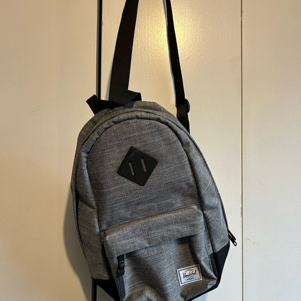 Herschel Supply Company Gray Sling Bag ( not backpack) unisex